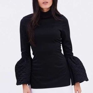 Asilio No Stone Loud Play Trumpet Sleeve Blouse